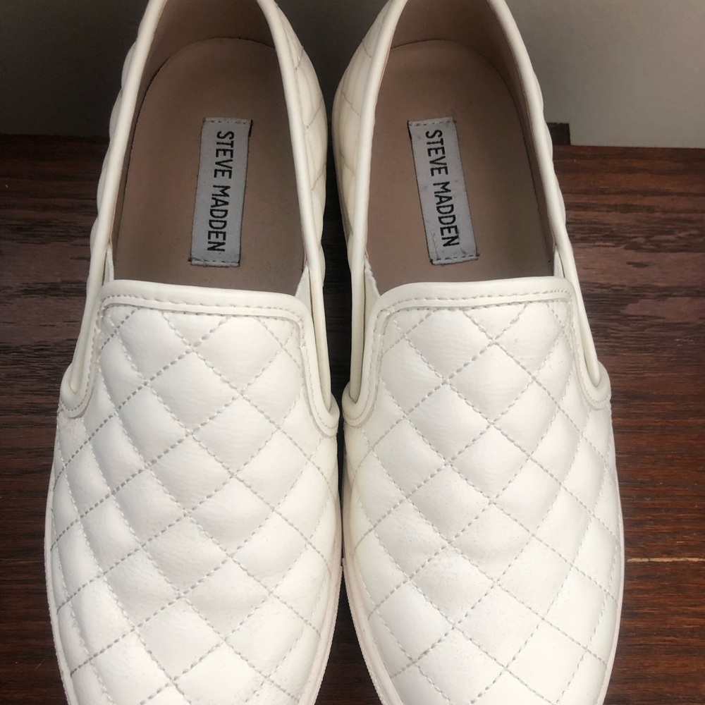 Steve Madden, white slip on shoes
